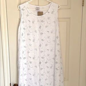 Linen Sleeveless Dress, white and gray, size M.